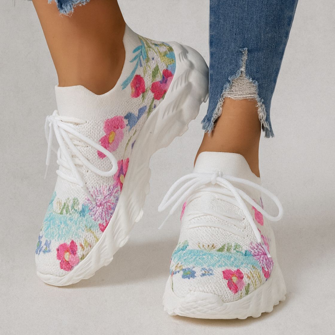Élégance et Confort, à Chaque Pas 🌸
